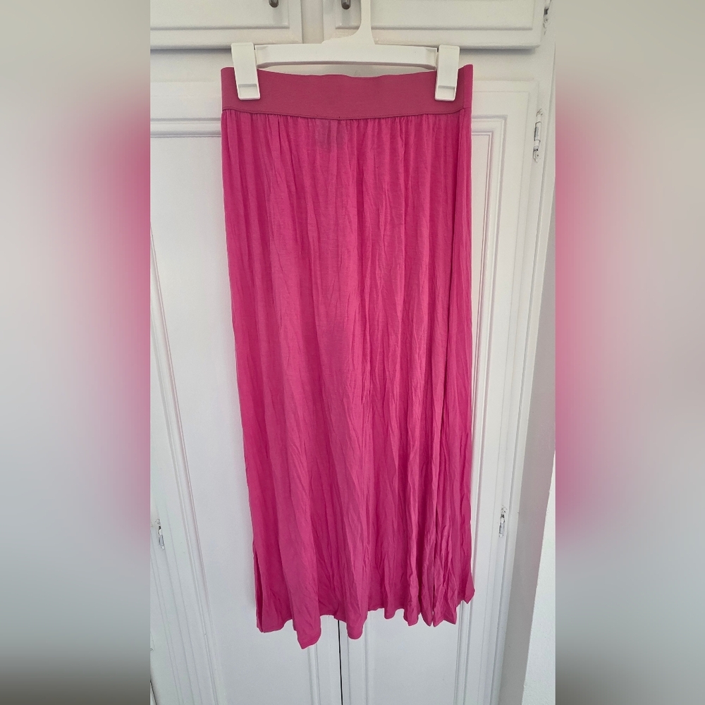 New Directions Women's Vibrant Pink High Low Skirt ~ Size Small - Picture 3 of 5